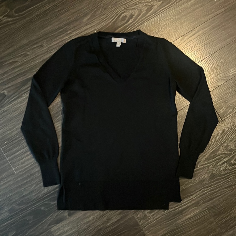 Black Banana Republic sweater